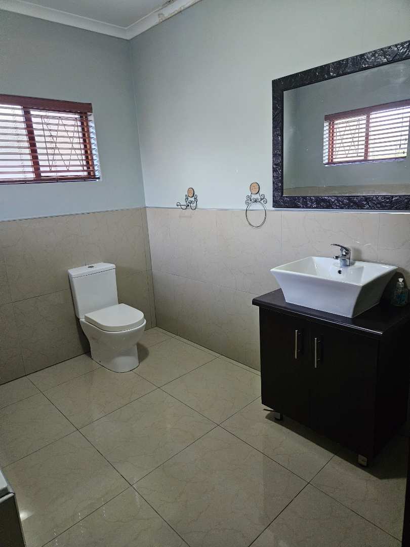 To Let 4 Bedroom Property for Rent in Kamma Heights Eastern Cape